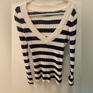 Women’s Express v neck sweater